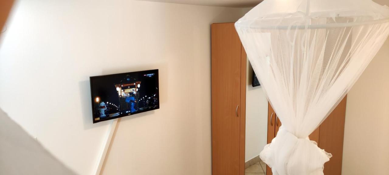 סטארי גראד Apartments 1000 Flowers מראה חיצוני תמונה