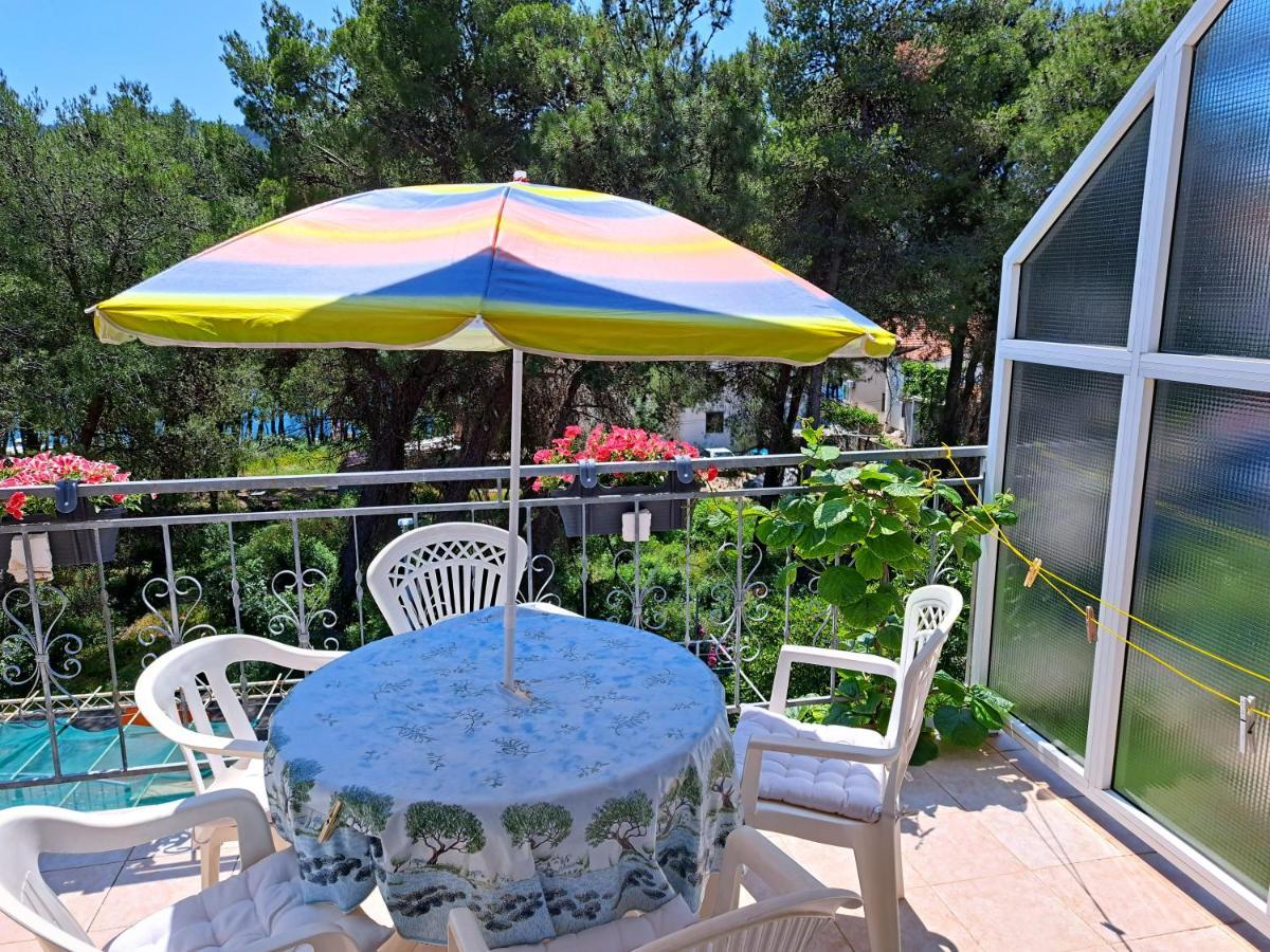 סטארי גראד Apartments 1000 Flowers מראה חיצוני תמונה