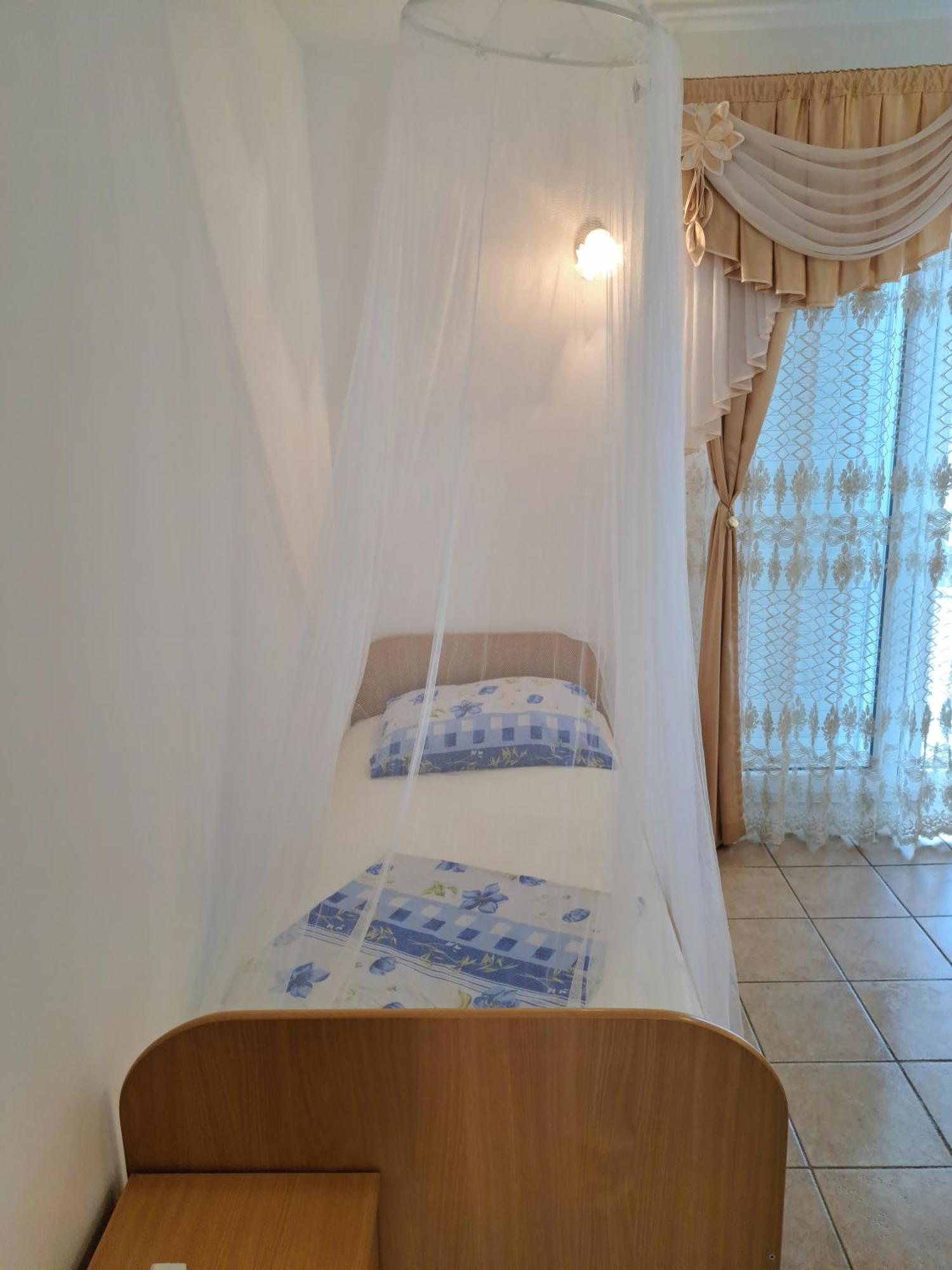 סטארי גראד Apartments 1000 Flowers חדר תמונה